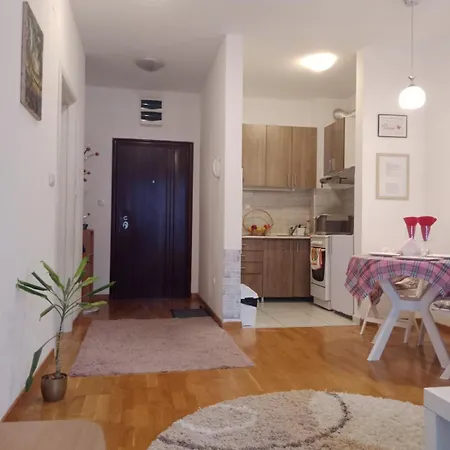 Apartment Dora